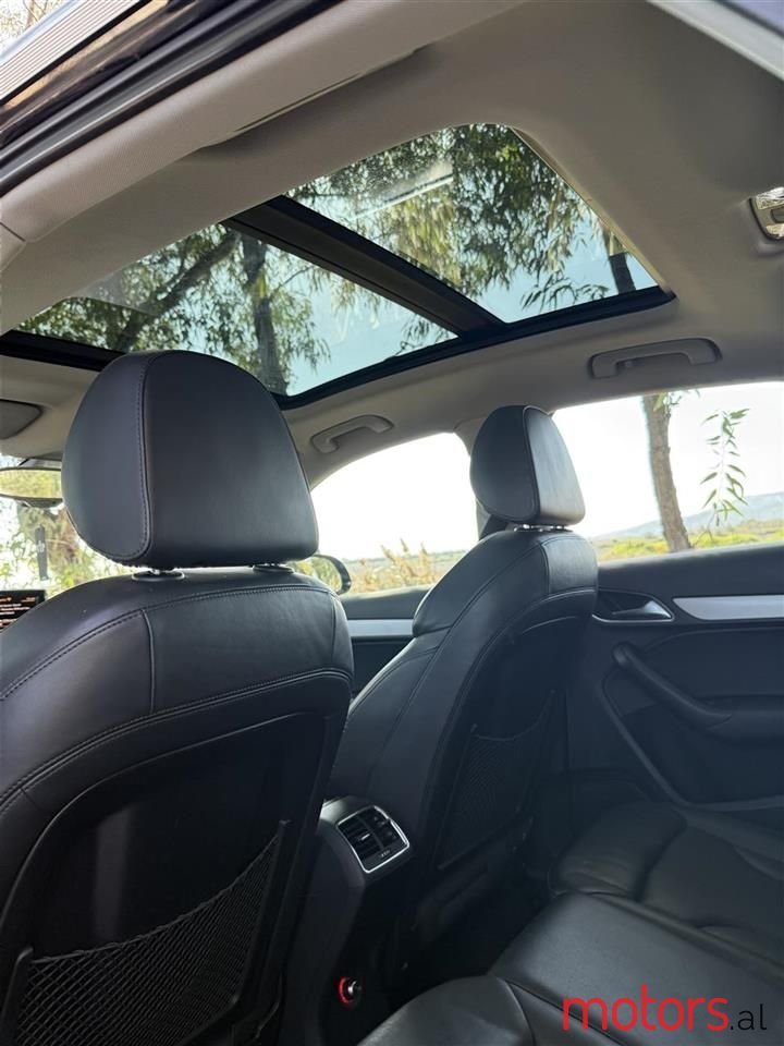 2013' Audi Q3 photo #6