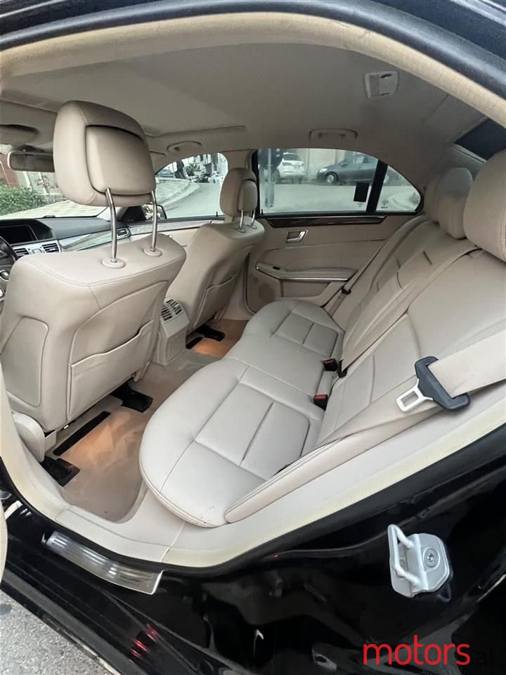 2015' Mercedes-Benz E 250 photo #6