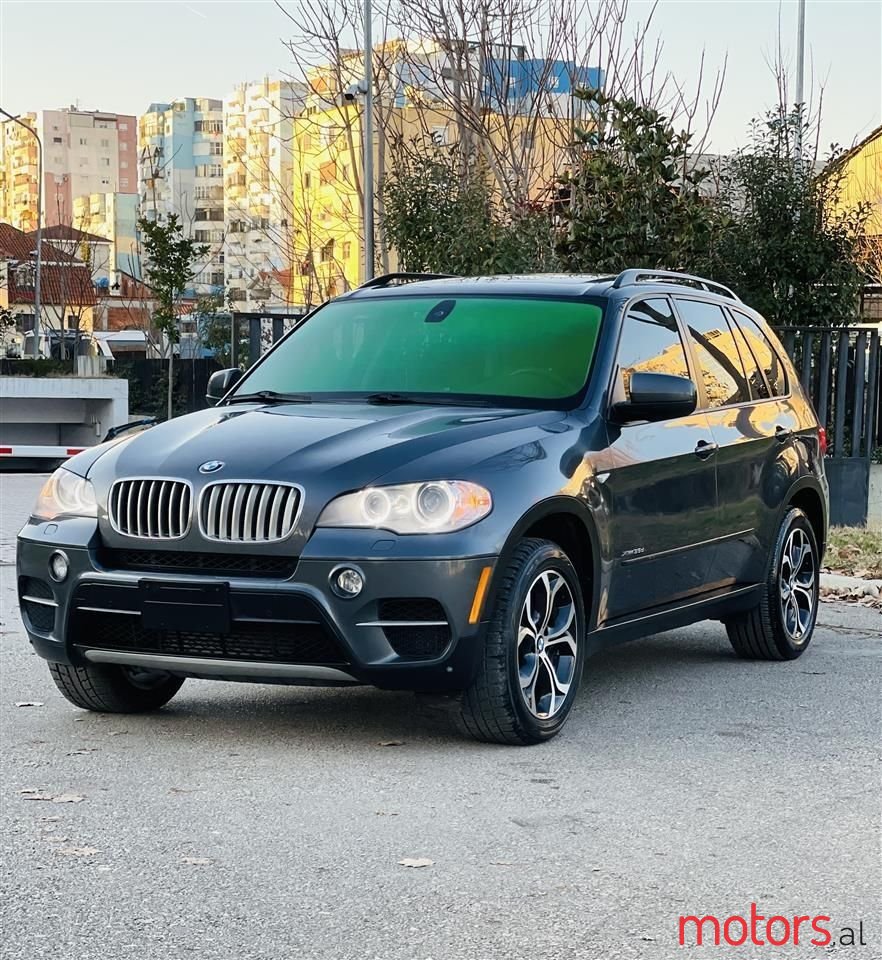 2012' BMW X5 photo #1