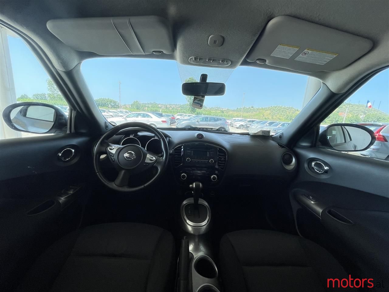 2013' Nissan Juke photo #2