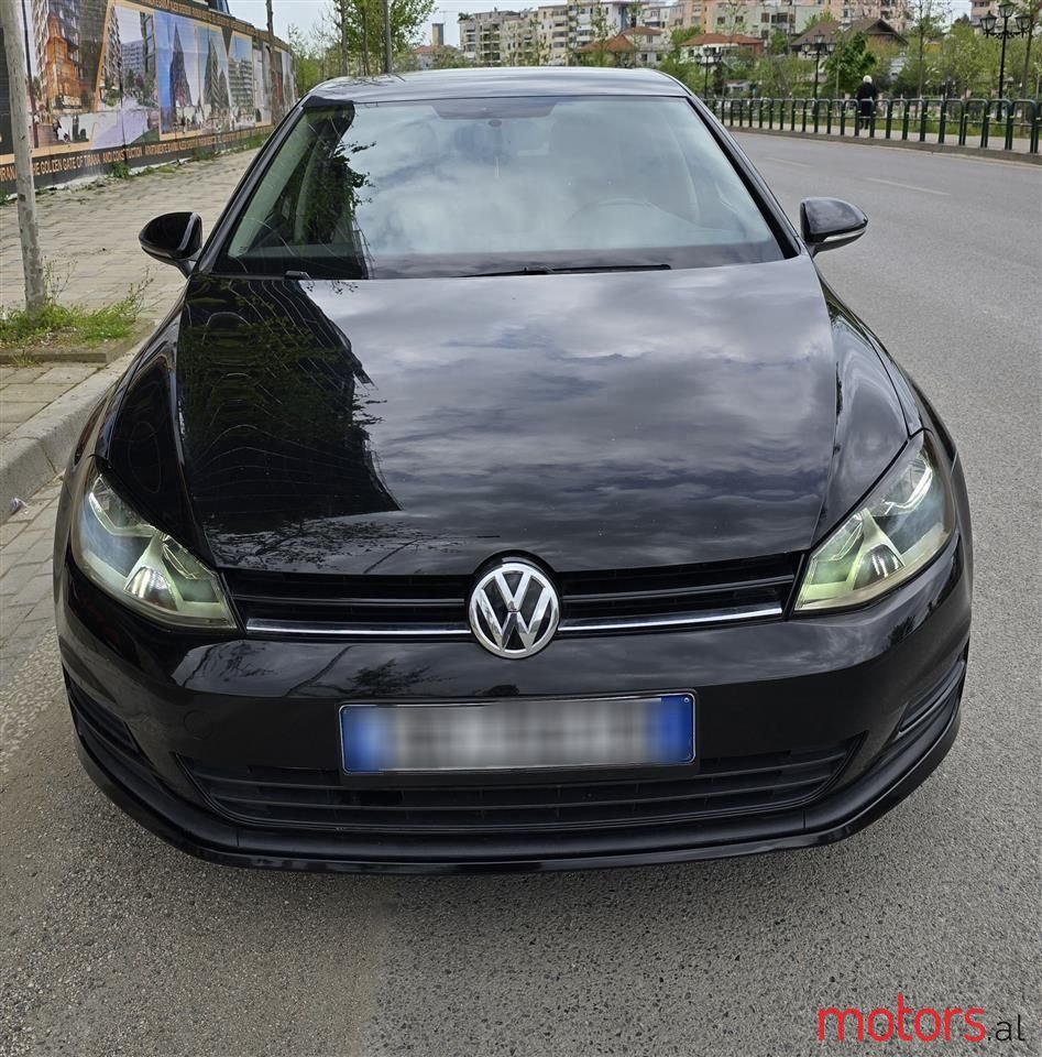 2015' Volkswagen Golf photo #4