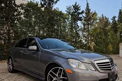 2012' Mercedes-Benz E 350