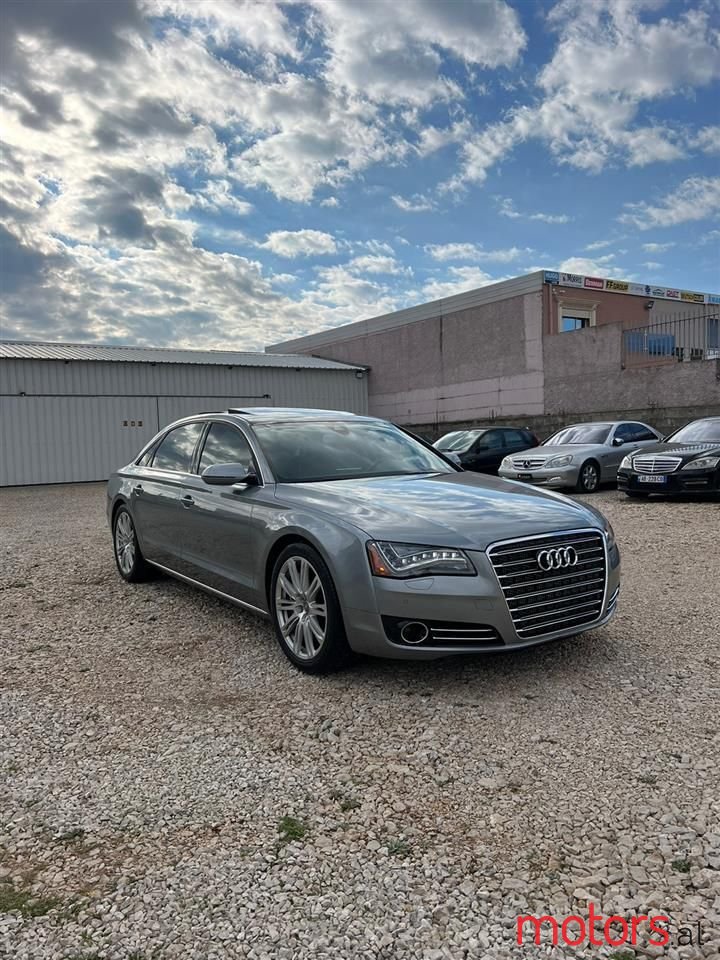 2011' Audi A8 photo #1