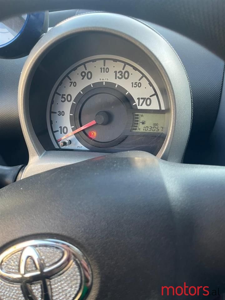 2007' Toyota Aygo photo #2