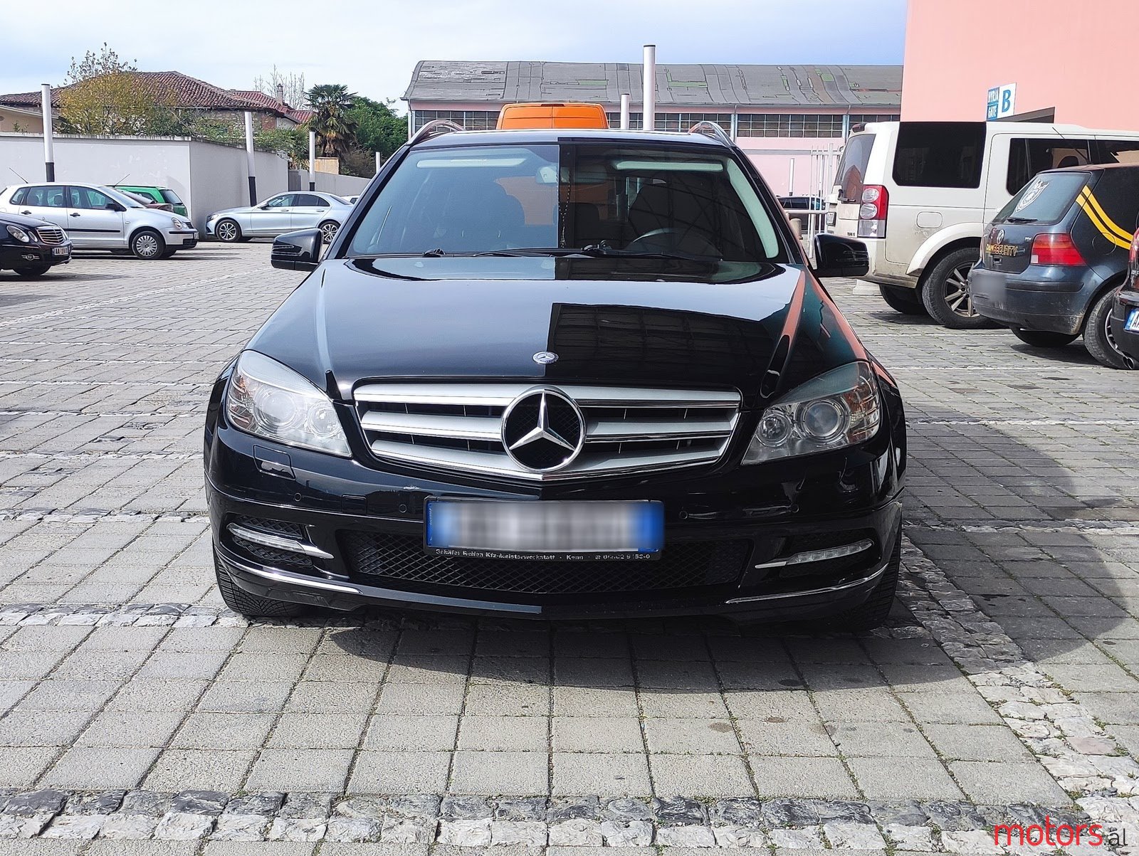 2010' Mercedes-Benz C 250 photo #2