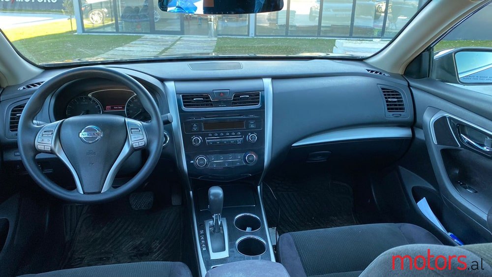2013' Nissan Altima photo #7