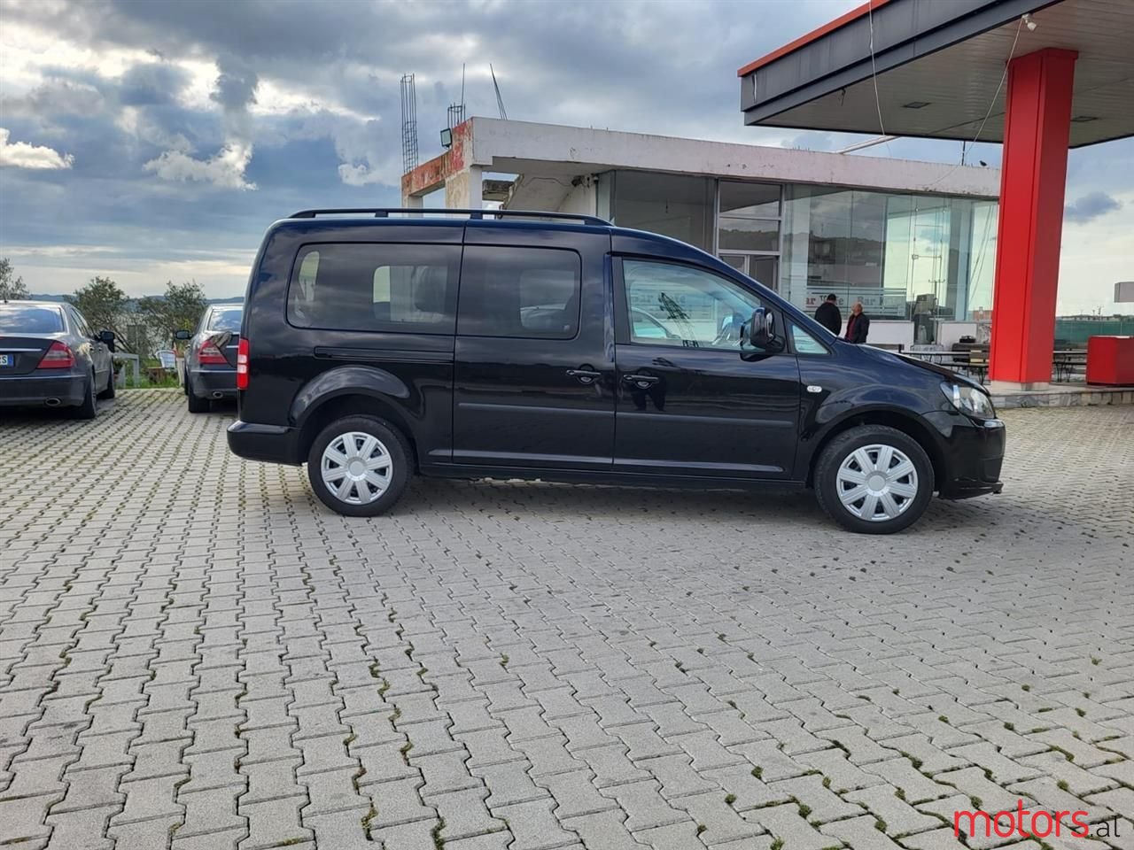 2013' Volkswagen Caddy photo #6