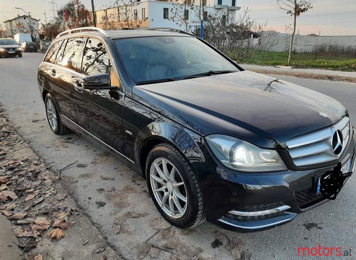 2012' Mercedes-Benz C 220 photo #2