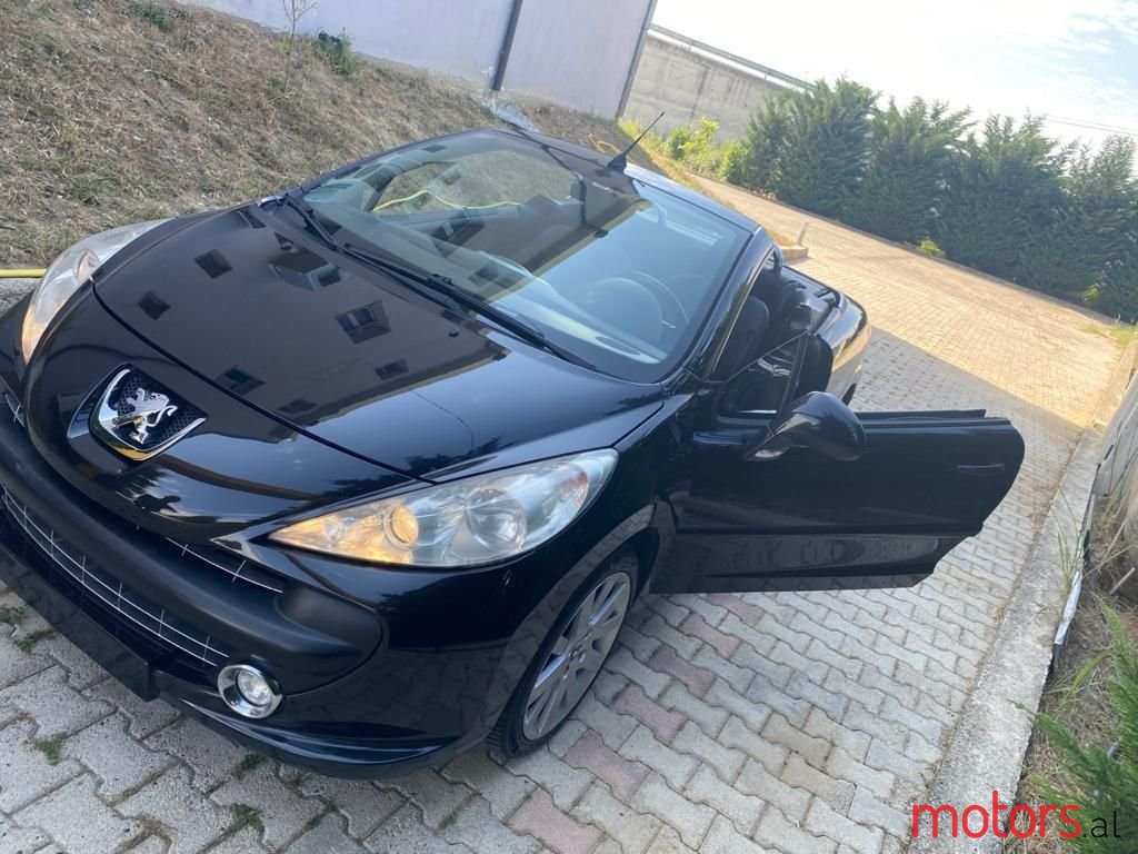 2010' Peugeot 207 photo #1