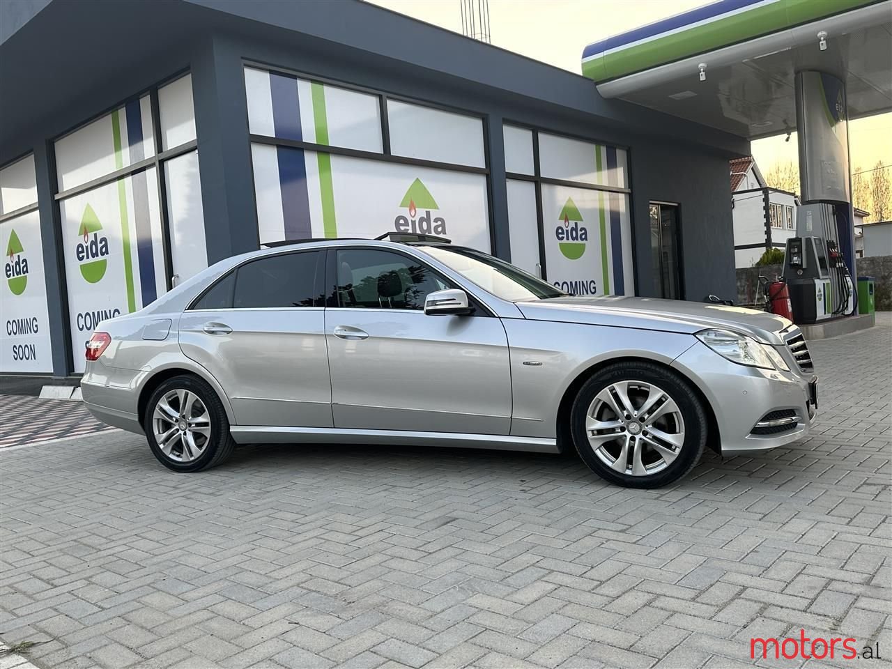 2012' Mercedes-Benz 220 photo #4