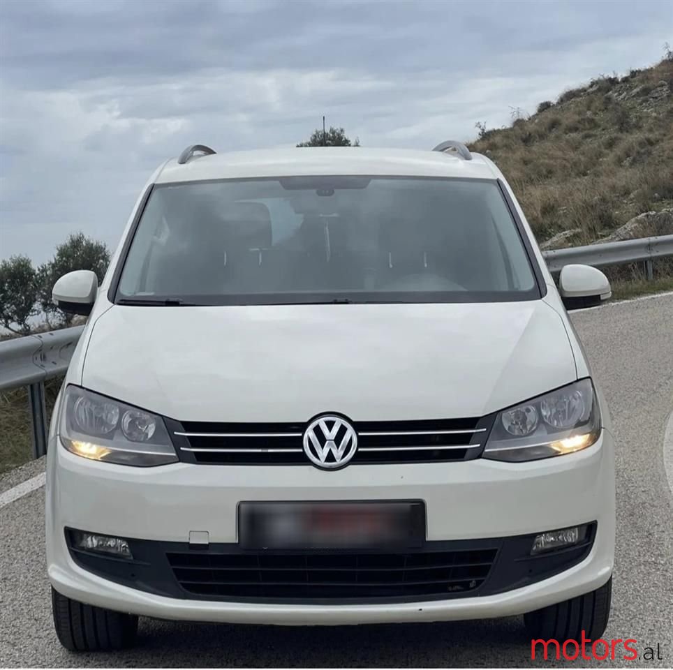 2014' Volkswagen Sharan photo #4