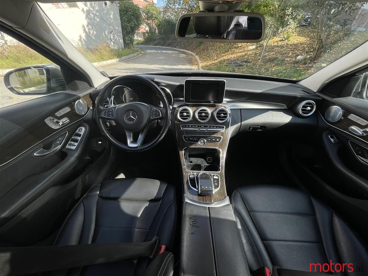 2015' Mercedes-Benz C 300 photo #3