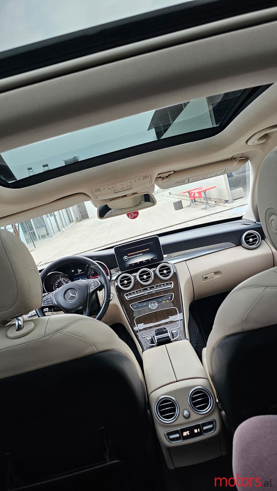 2015' Mercedes-Benz 220 photo #3