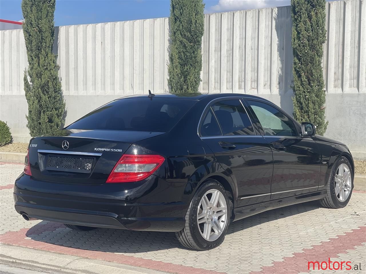 2009' Mercedes-Benz C 180 photo #3