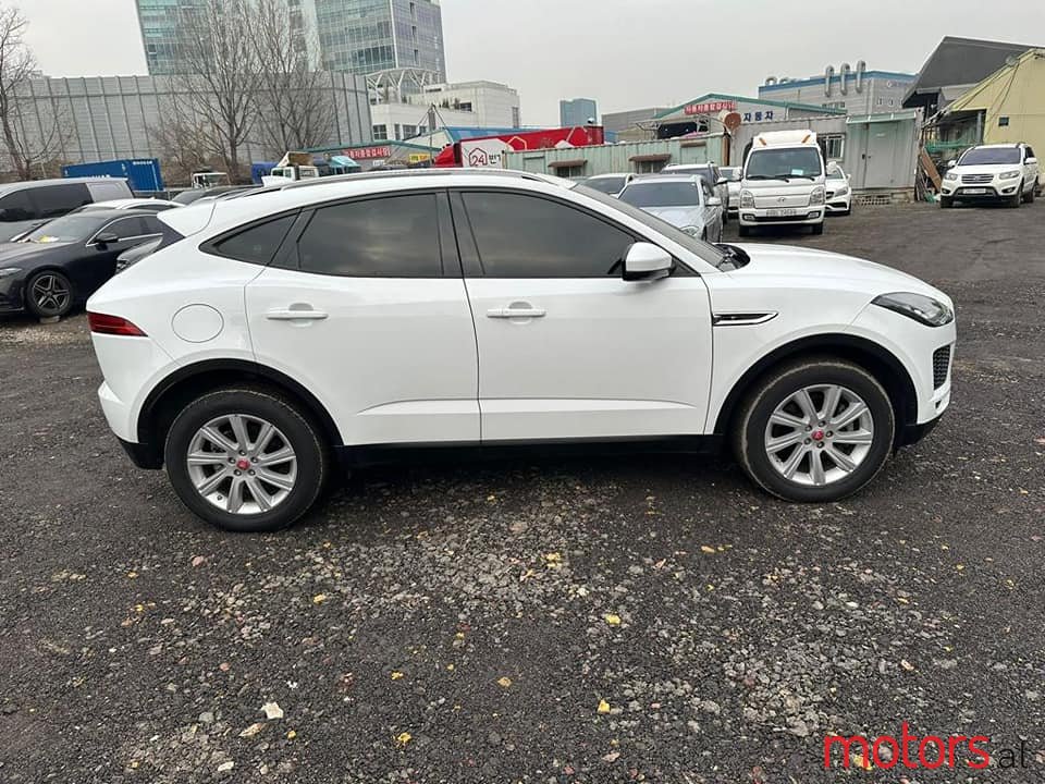 2019' Jaguar E-Pace photo #6