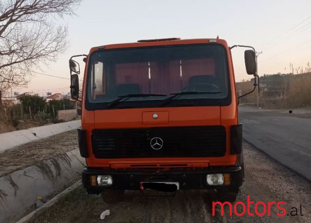 1989' Mercedes-Benz Kamion photo #2