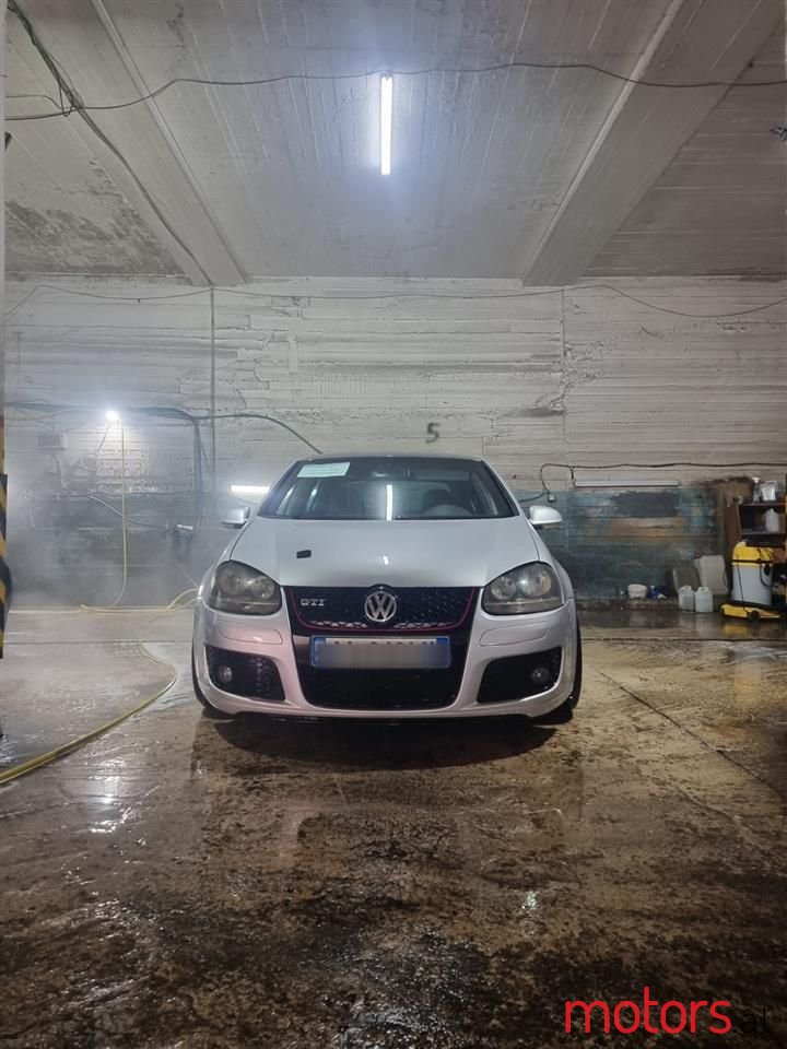 2006' Volkswagen Golf photo #4