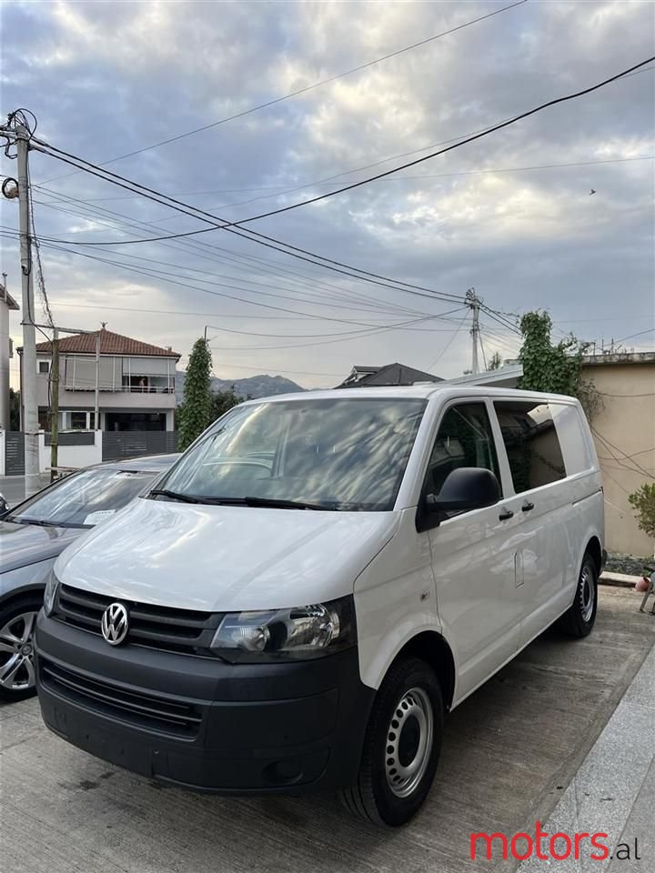 2015' Volkswagen T6 Transporter photo #3