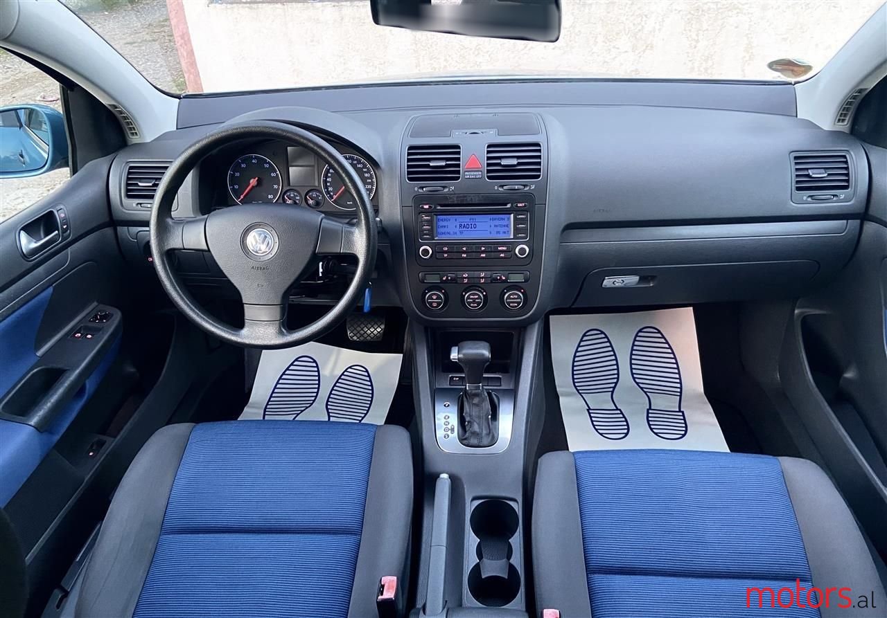 2006' Volkswagen Golf photo #6