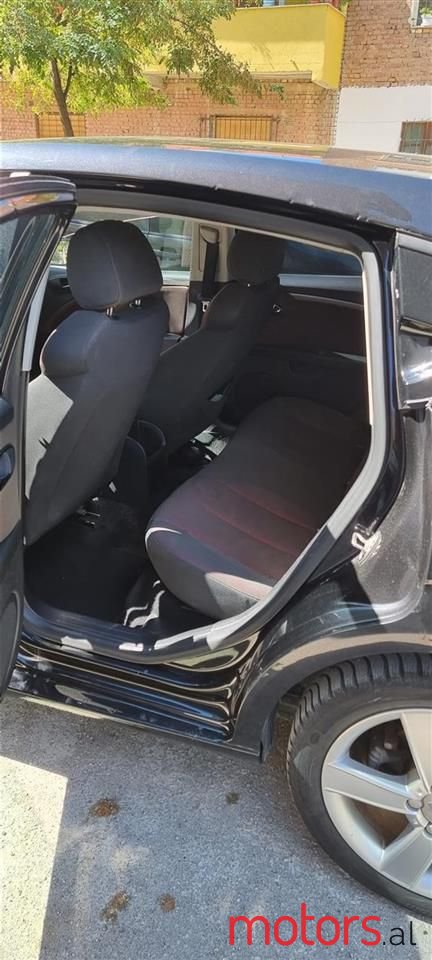 2007' SEAT Leon photo #6