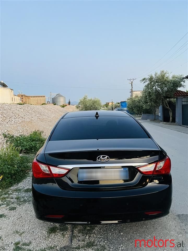 2012' Hyundai Sonata photo #5