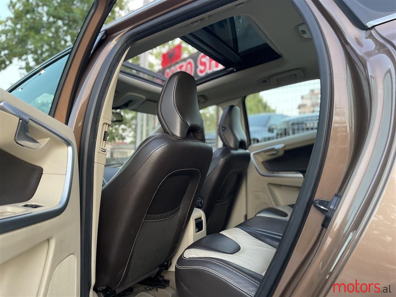 2010' Volvo Xc 60 photo #4