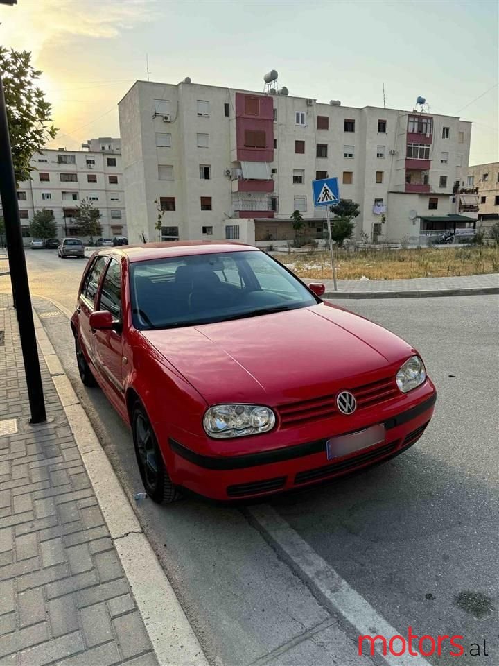 1999' Volkswagen Golf photo #2