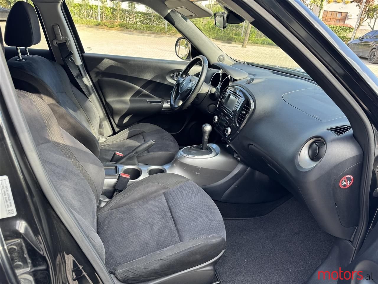 2012' Nissan Juke photo #6