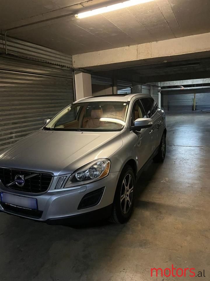 2010' Volvo Xc 60 photo #1