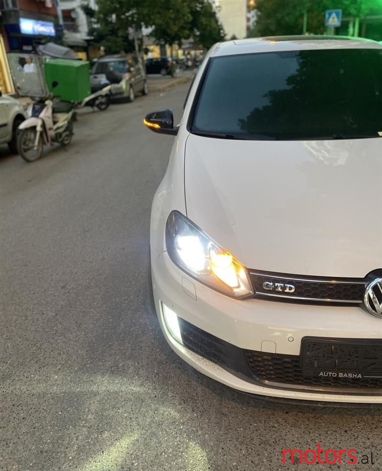 2013' Volkswagen Golf photo #4