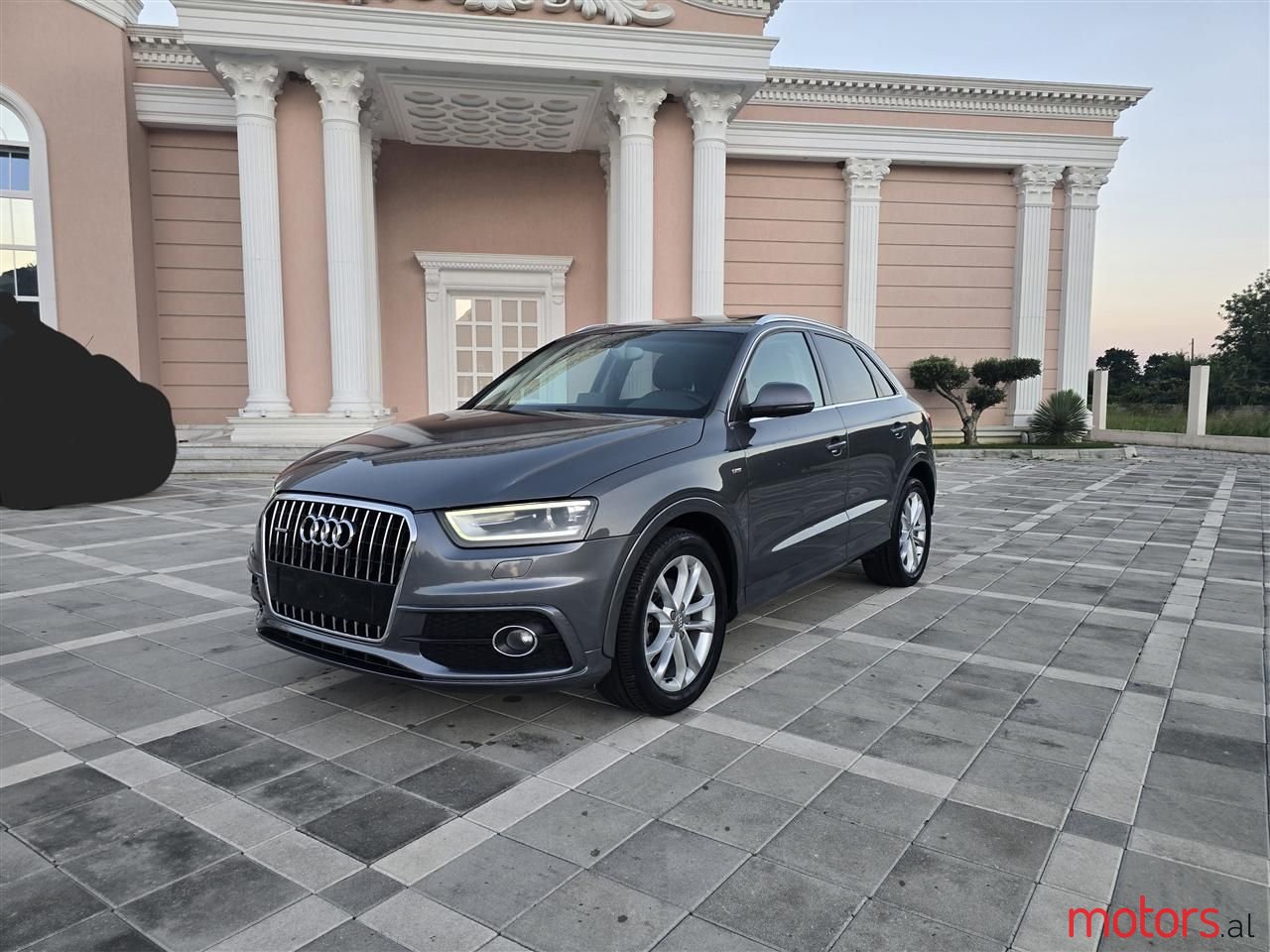 2013' Audi Q3 photo #1