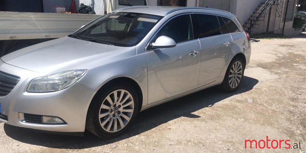 2009' Opel Insignia photo #1