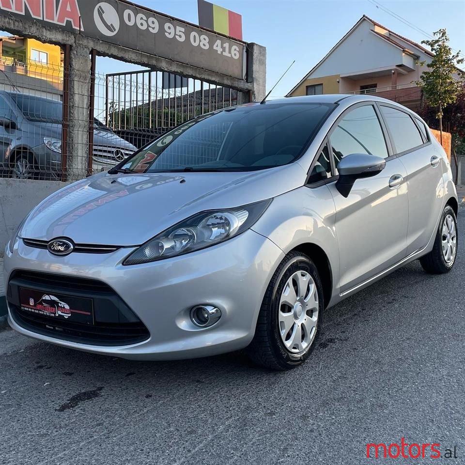 2010' Ford Fiesta photo #3