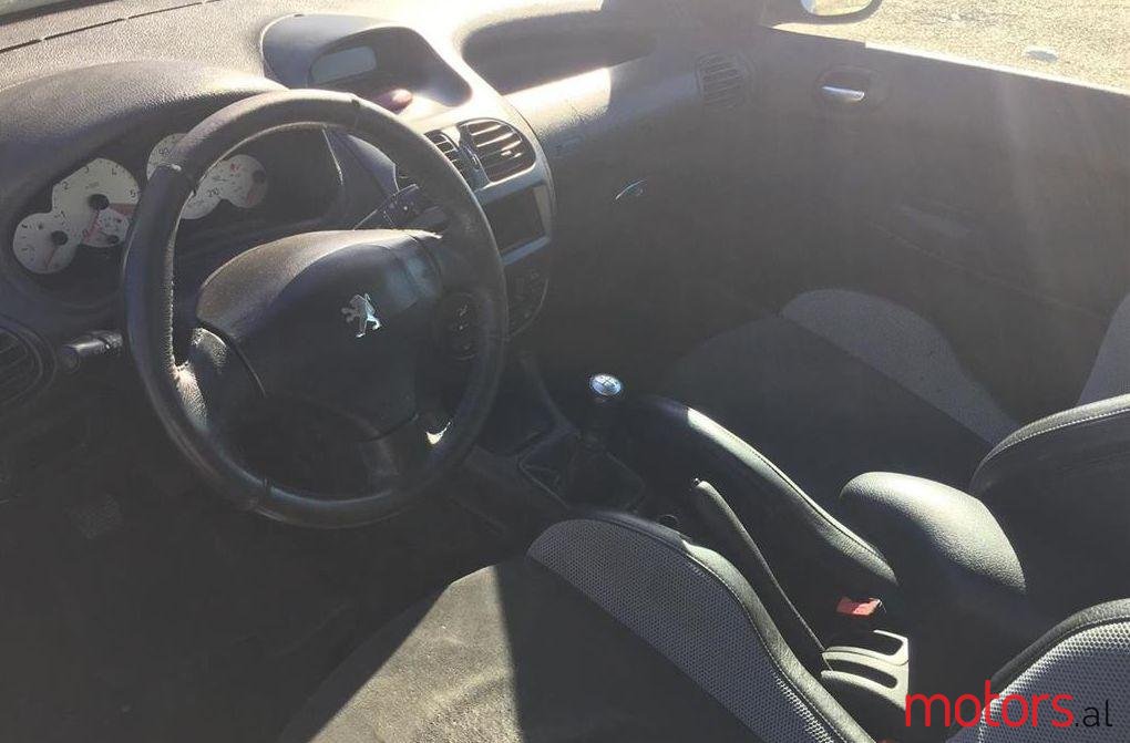 2001' Peugeot 206 photo #2