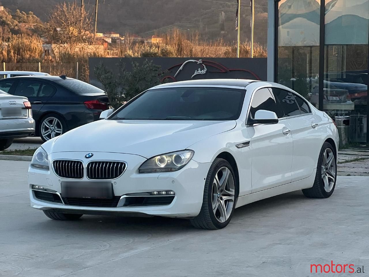 2013' BMW 640 photo #2