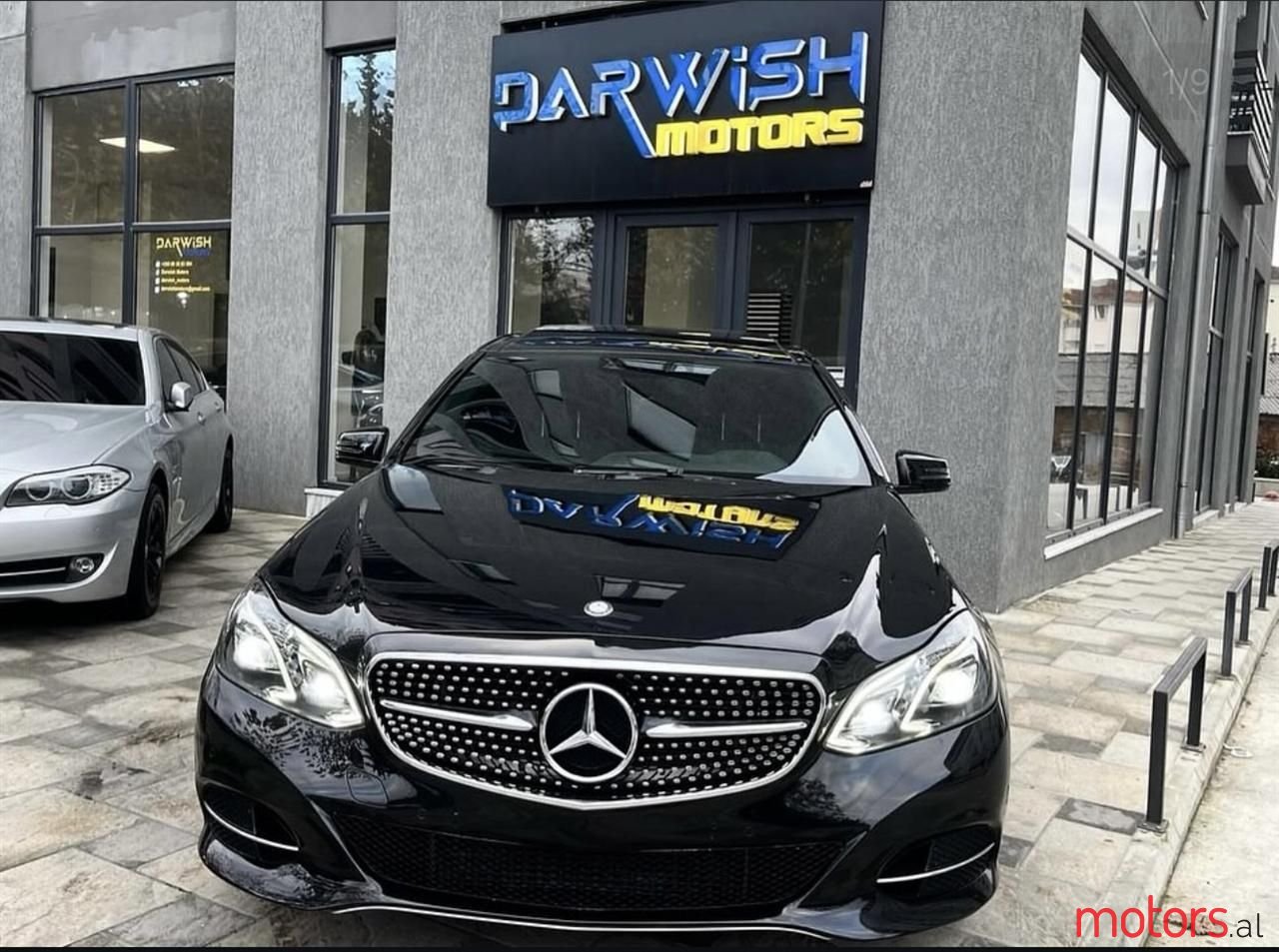 2013' Mercedes-Benz E 300 photo #5