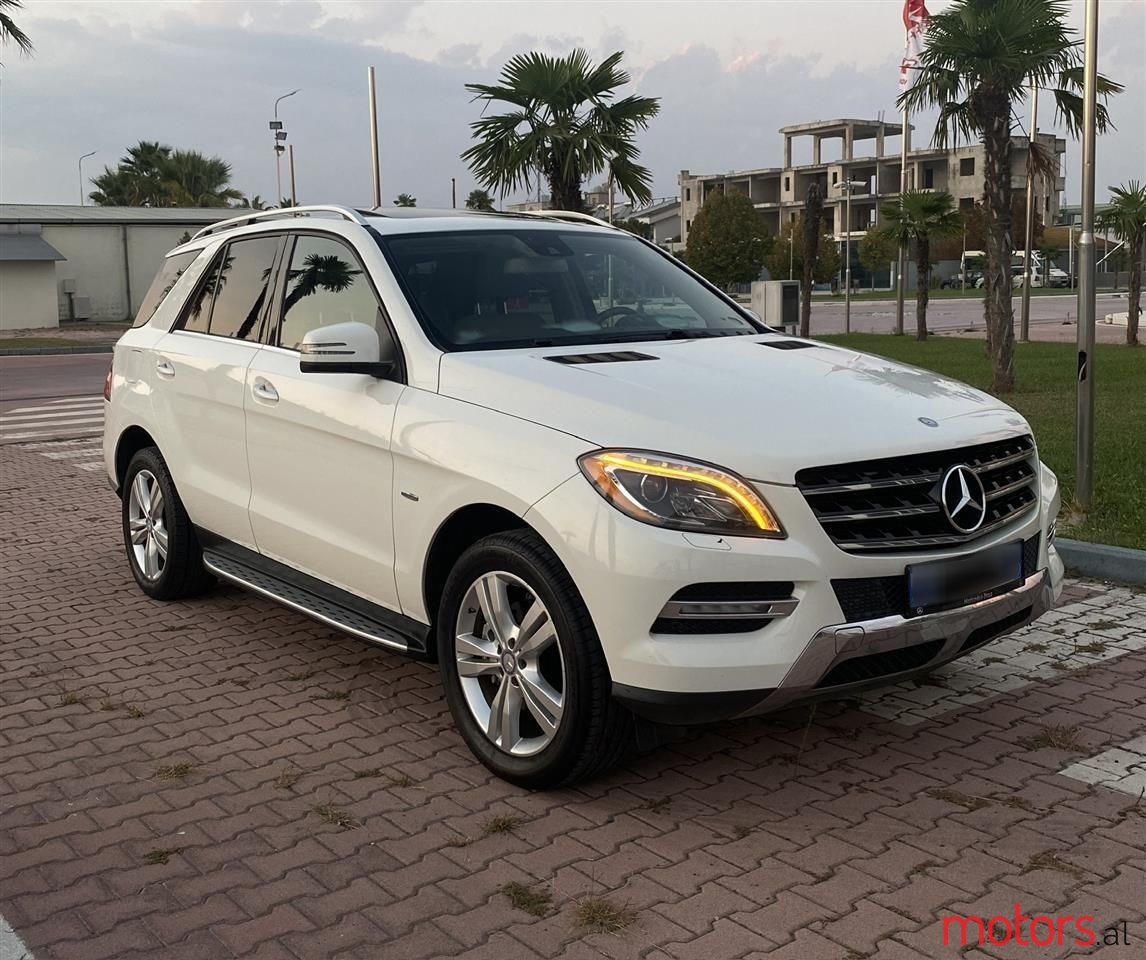 2012' Mercedes-Benz ML 350 photo #2