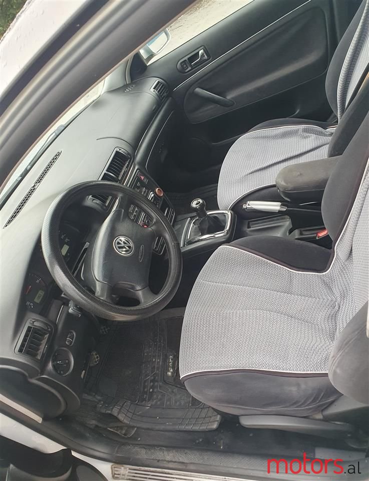 1999' Volkswagen Passat photo #3