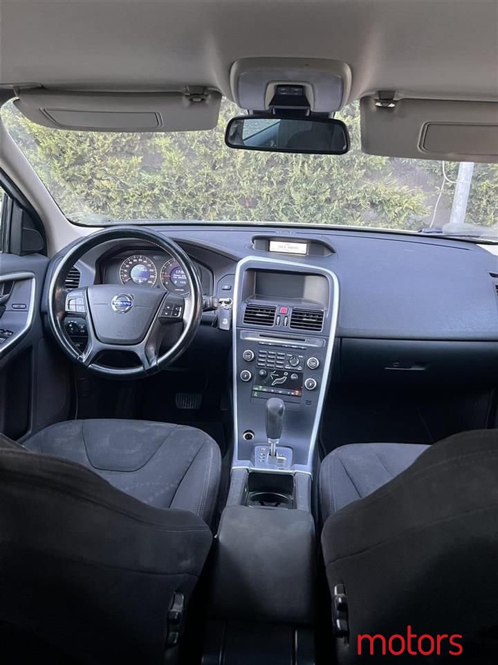 2010' Volvo Xc 60 photo #2