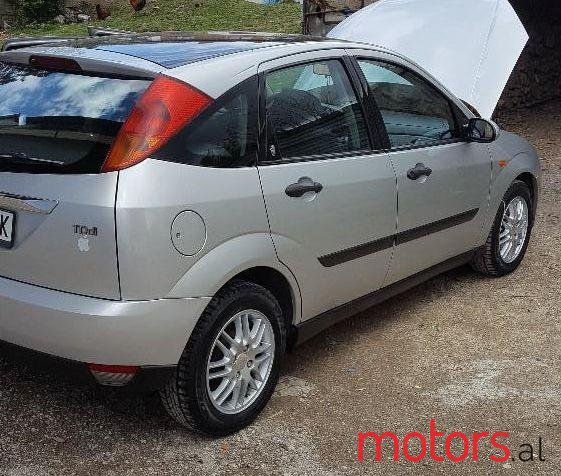 2001' Ford Focus photo #1