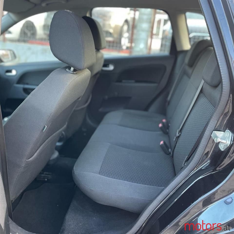 2008' Ford Fiesta photo #5