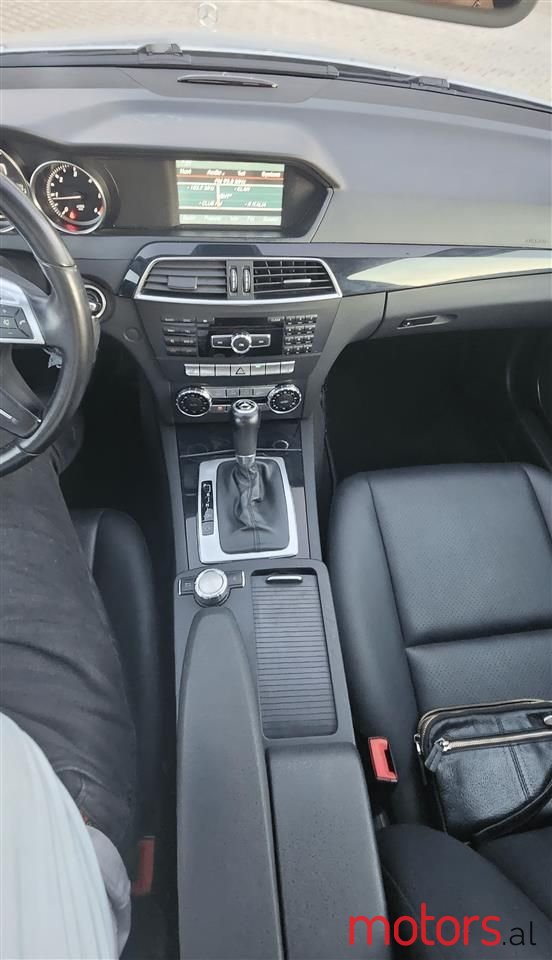 2013' Mercedes-Benz C 220 photo #6