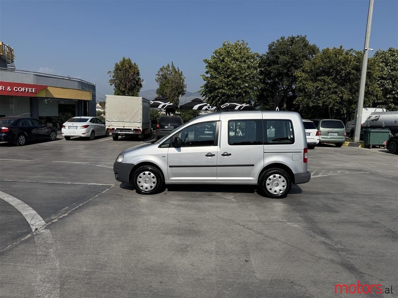 2007' Volkswagen Caddy photo #3