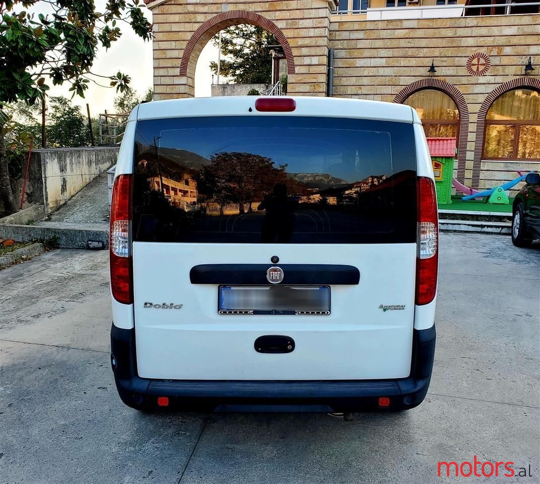 2009' Fiat Doblo photo #5
