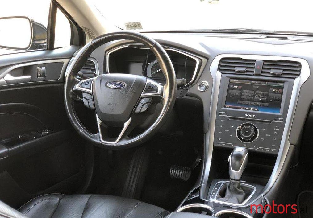 2014' Ford Mondeo photo #1