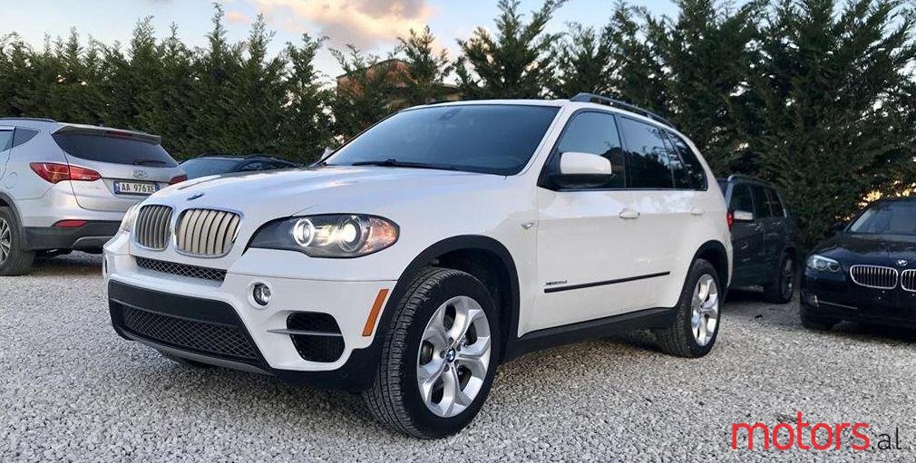 2011' BMW X5 photo #1