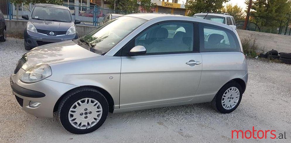 2005' Lancia Ypsilon photo #1