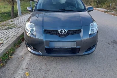 2008' Toyota Auris