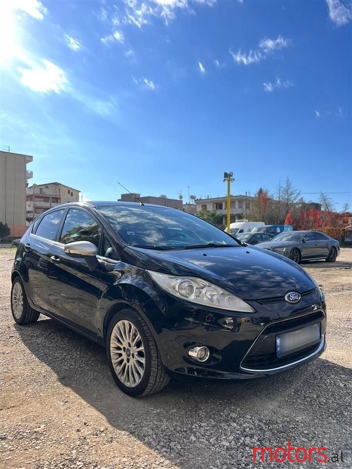 2011' Ford Fiesta photo #4