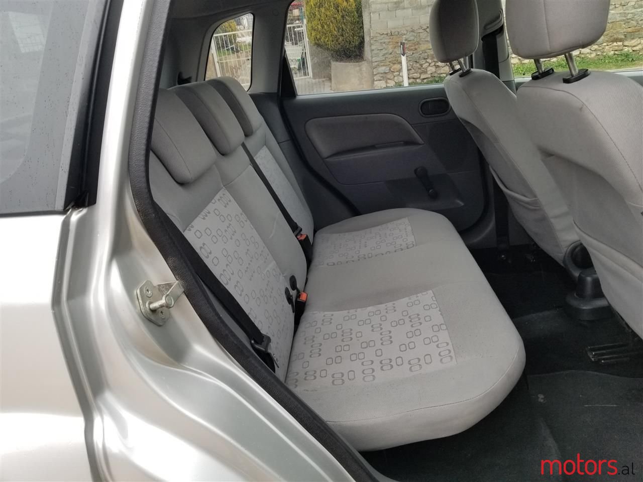 2003' Ford Fiesta photo #5